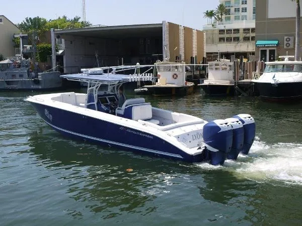Slide: The Image of Midnight Express 39 S Cuddy Twin stepped 2015 - 2