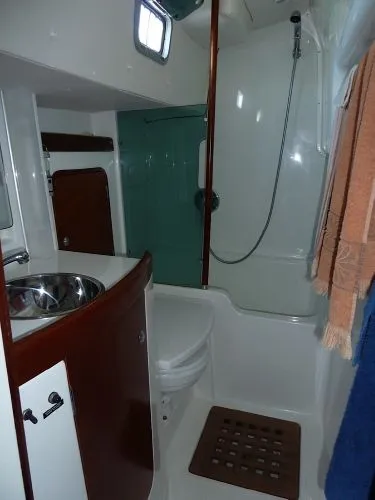 Slide: The Image of Beneteau Oceanis CC 2001 - 11