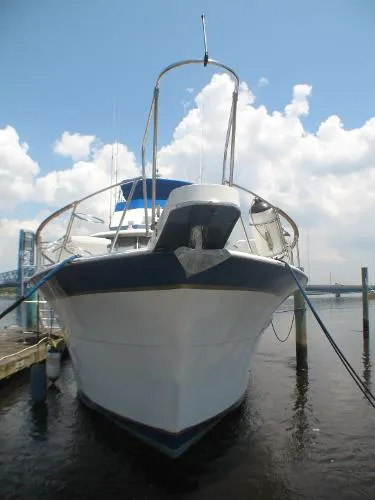 Slide: The Image of Hatteras 58 Yacht Fisherman 1972 - 1