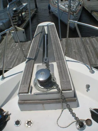 Slide: The Image of Hatteras 58 Yacht Fisherman 1972 - 4