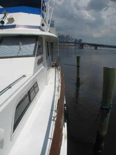 Slide: The Image of Hatteras 58 Yacht Fisherman 1972 - 6
