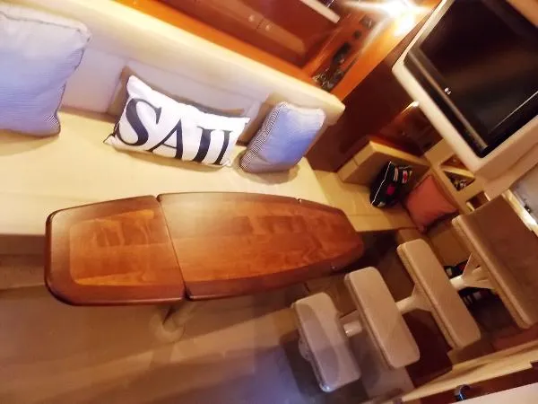 Slide: The Image of Sea Ray 330 Sundancer Inboard Bow Thruster 2008 - 4