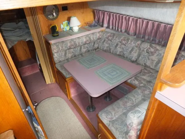Slide: The Image of Silverton 37 Convertible 1988 - 5