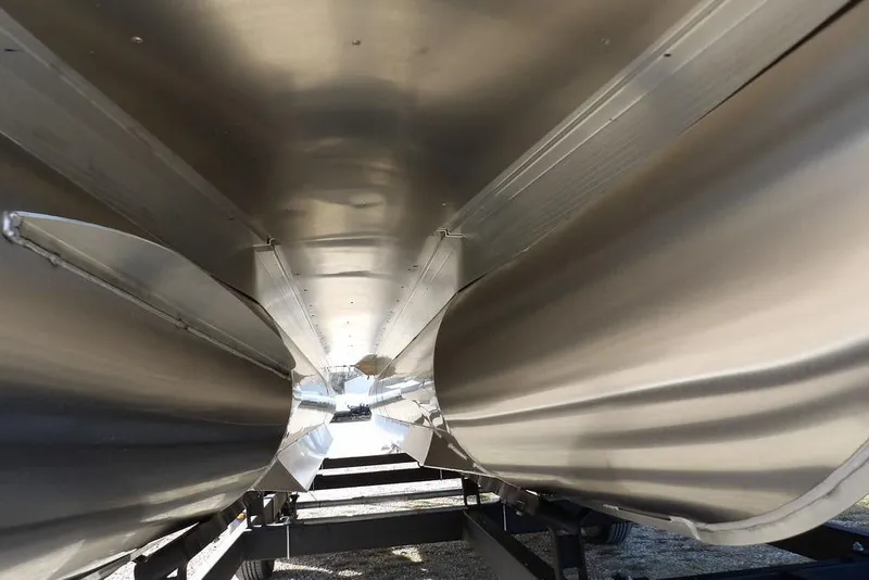 Slide: The Image of Underneath view of a 2026 Bennington M L-Bench 22 ML pontoon boat. - 52
