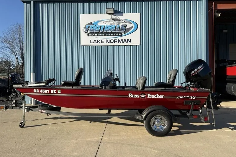 The Image of 2021 Tracker Bass Tracker Classic XL boat at Foothills Marine Center, Lake Norman. - 1