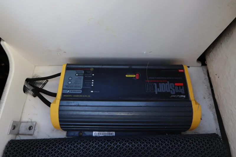 Slide: The Image of ProSport 20 battery charger in 2019 Robalo R242 Center Console boat. - 8