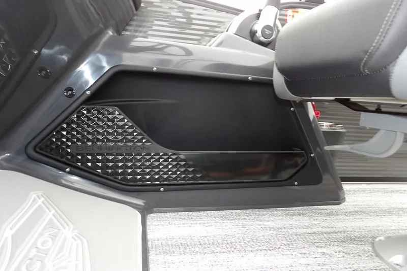 Slide: The Image of 2026 Bennington M L-Bench 22 ML interior detail with sleek design and modern features. - 29