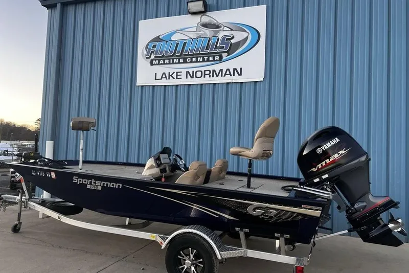 Slide: The Image of 2023 G3 Sportsman 1710 boat at Foothills Marine Center, Lake Norman. - 4