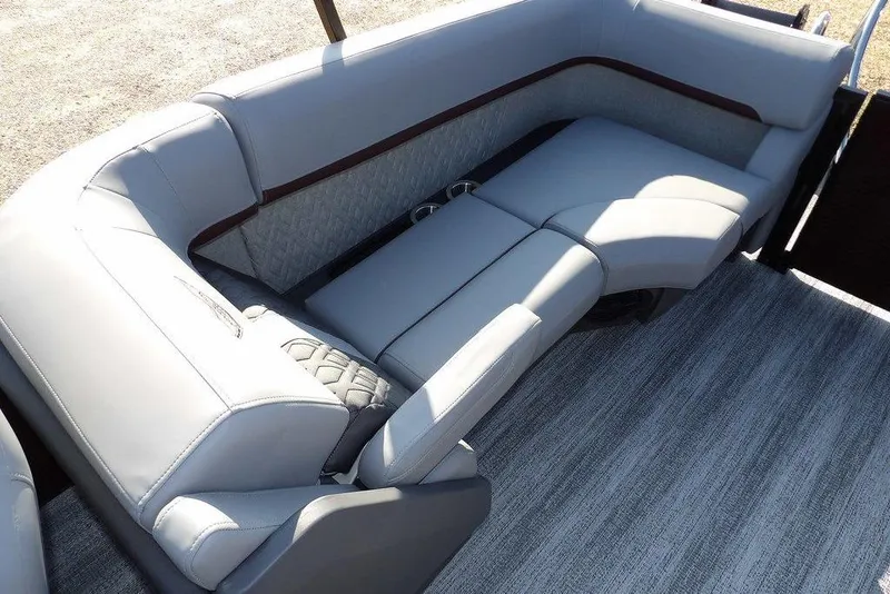 Slide: The Image of Luxurious seating on 2026 Bennington M Quad Bench 22 MFB pontoon boat. - 29