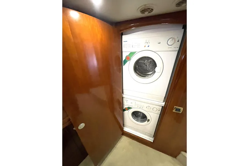 Slide: The Image of FULL SIZE WASHER AND VENTED DRYER!! - 43
