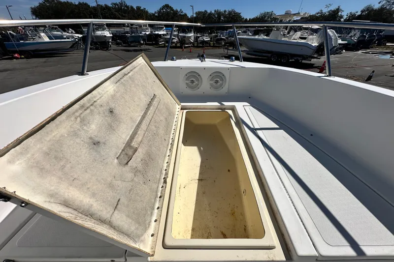 Slide: The Image of Open storage compartment on 1993 Hydra-Sports Bay Bolt 1900 boat deck. - 41