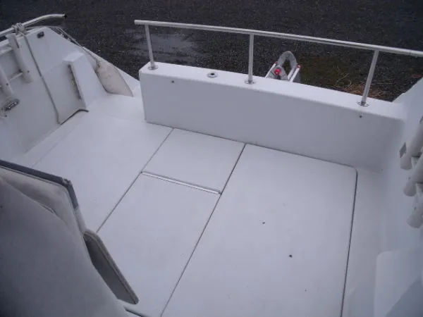 Slide: The Image of Chris Craft1 262 Amerosport O F F E R S 1988 - 9