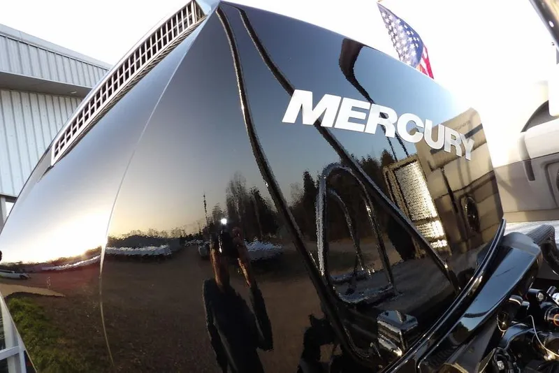 Slide: The Image of Close-up of a Mercury engine on a 2026 Bennington M Swingback 22 MSB boat. - 41