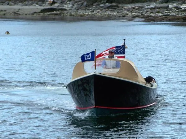 Slide: The Image of Oldport 26 Center Console 2000 - 2