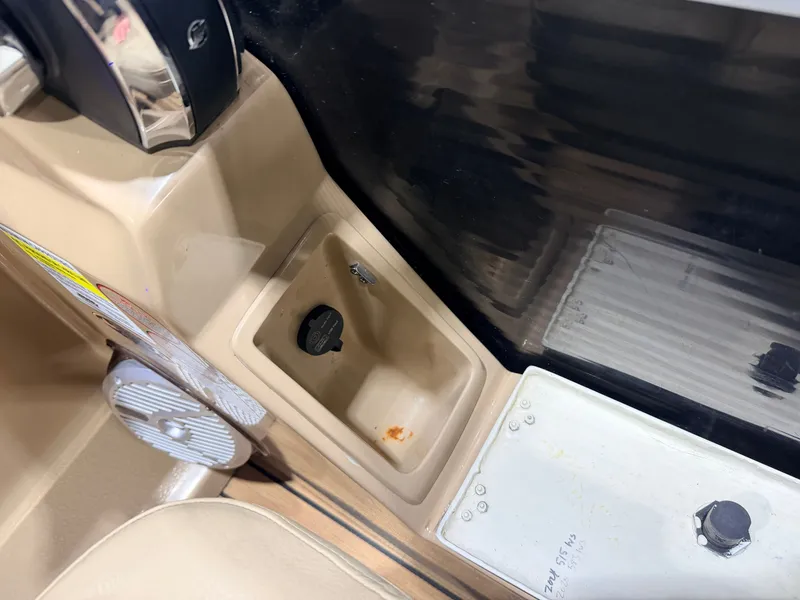 Slide: The Image of Harris 220 Solstice Pontoon 2015 - 30