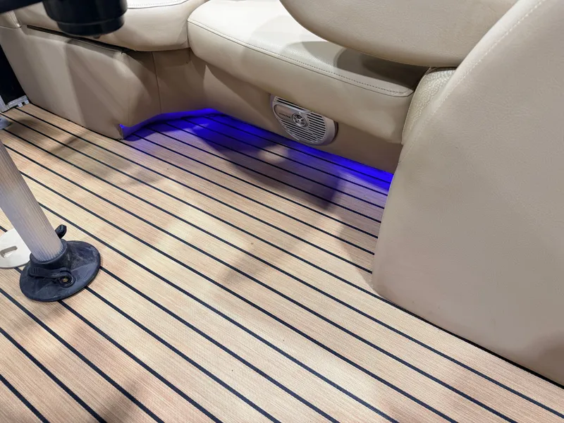 Slide: The Image of Harris 220 Solstice Pontoon 2015 - 44