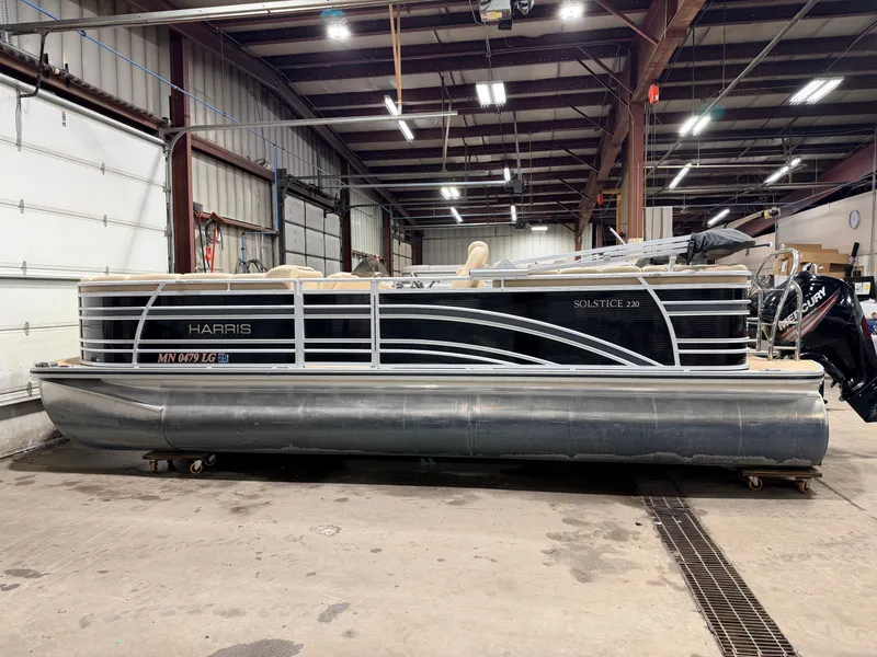 Slide: The Image of Harris 220 Solstice Pontoon 2015 - 54