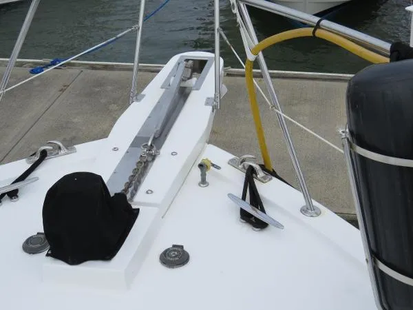 Slide: The Image of Jefferson Marlago 46 Sundeck 1995 - 5