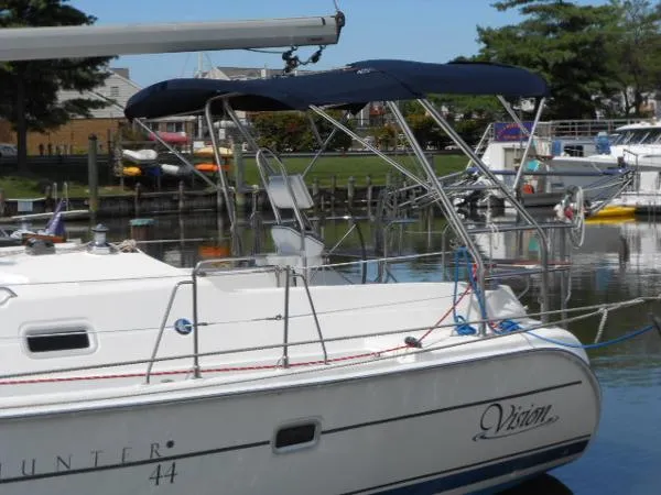 Slide: The Image of Hunter 44AC 2005 - 8