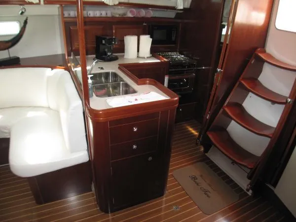 Slide: The Image of Beneteau 473 2006 - 6