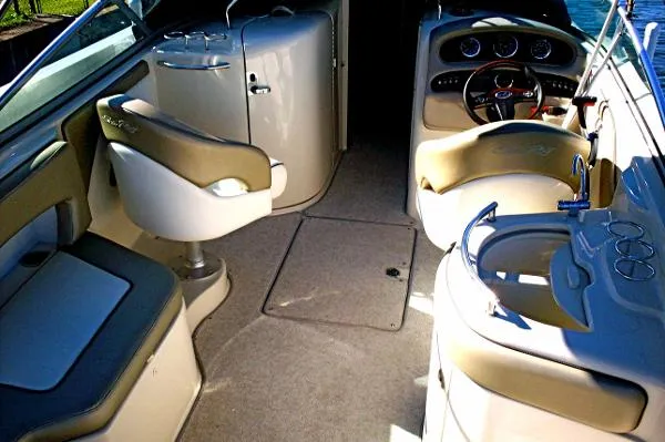 Slide: The Image of Sea Ray 270 Sundeck 2006 - 10
