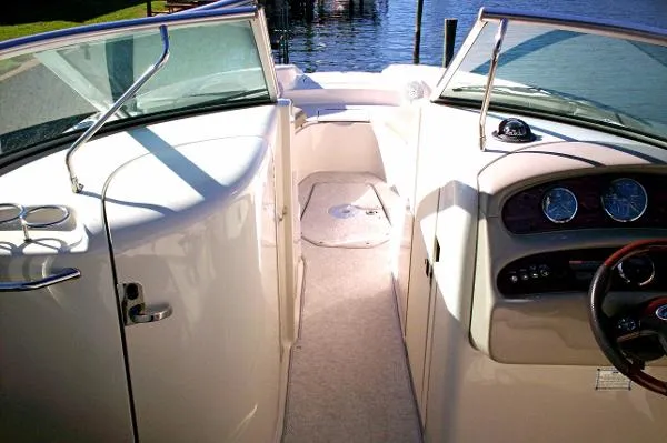 Slide: The Image of Sea Ray 270 Sundeck 2006 - 11
