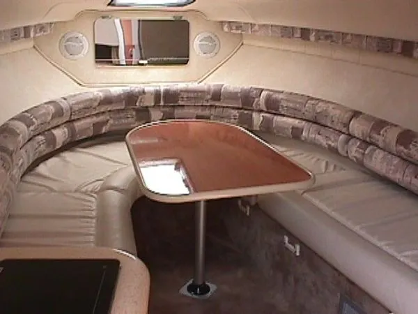 Slide: The Image of Monterey 276 Cruiser 1999 - 2