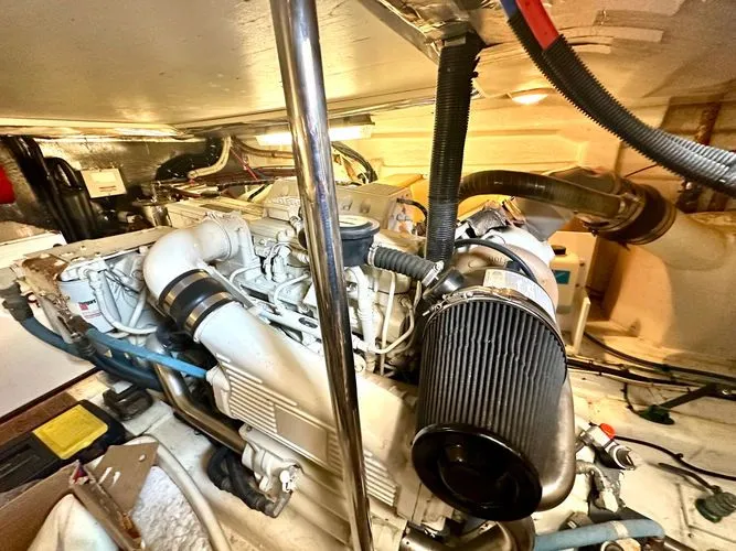 Slide: The Image of 2006 Riviera 42 Flybridge - Image 21 - 21