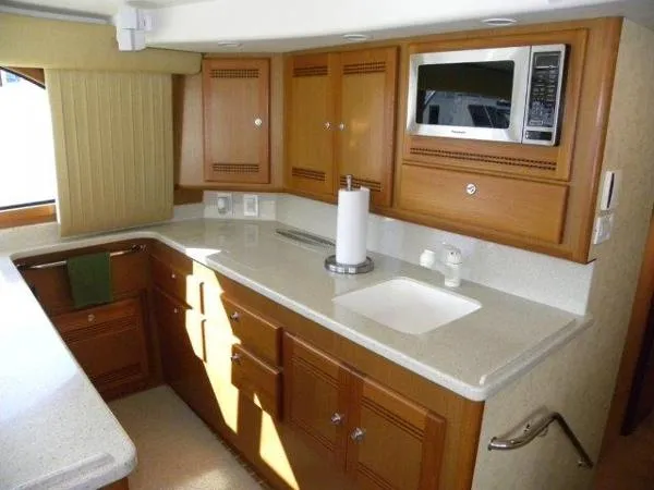 Slide: The Image of Cabo 48 Convertible 2006 - 9