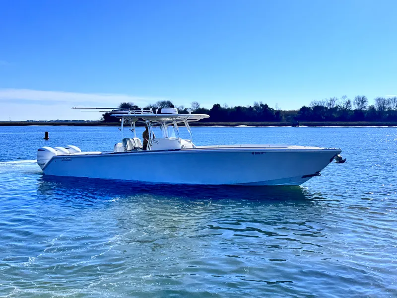 The Image of 2015 Jupiter 38 HFS boat on calm water. - 0