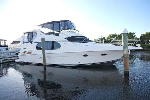Slide: The Image of Silverton 43 Motor Yacht 2002 - 0