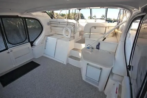 Slide: The Image of Silverton 43 Motor Yacht 2002 - 7