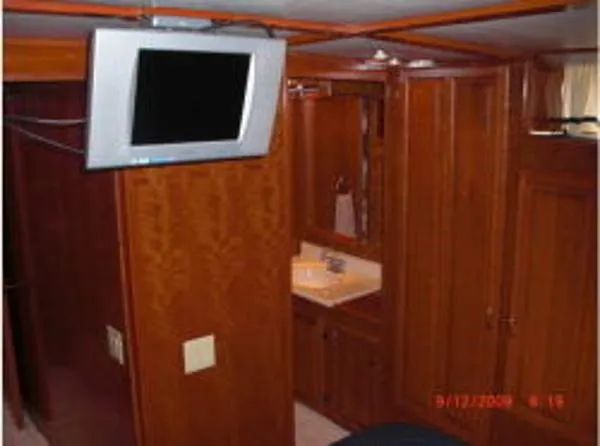 Slide: The Image of Pluckebaum Raised Pilothouse 2004 - 11