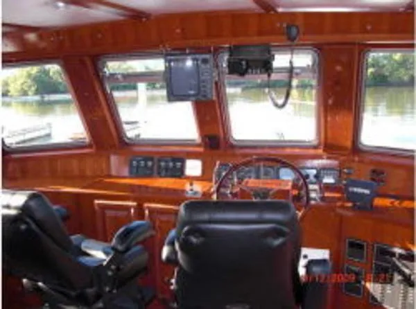 Slide: The Image of Pluckebaum Raised Pilothouse 2004 - 9