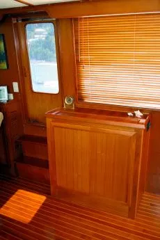 Slide: The Image of DeFever 50 Cockpit Motor Yacht 2007 - 9
