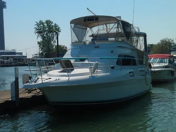 Slide: The Image of Mainship 37 Motor Yacht 1995 - 3