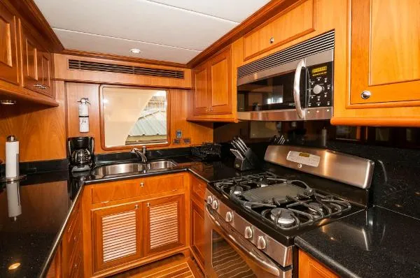 Slide: The Image of Outer Reef Trawler Pilothouse BR7128 2009 - 4