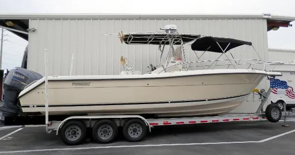 Slide: The Image of Pursuit 2870 Center Console 2003 - 0