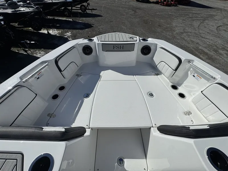 Slide: The Image of Yamaha 222 FSH Sport E 2026 - 7