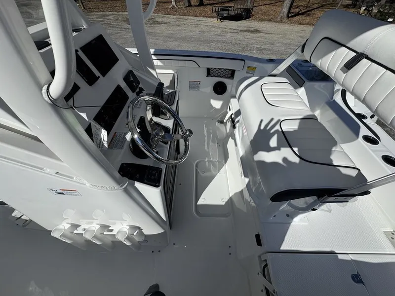 Slide: The Image of Yamaha 222 FSH Sport E 2026 - 9