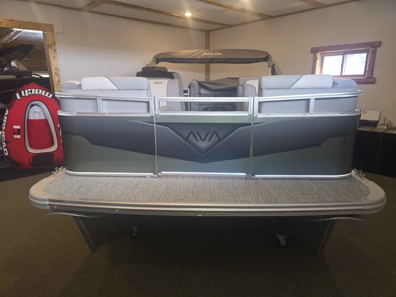 Slide: The Image of Avalon VEN 1780 CRU 2026 - 3