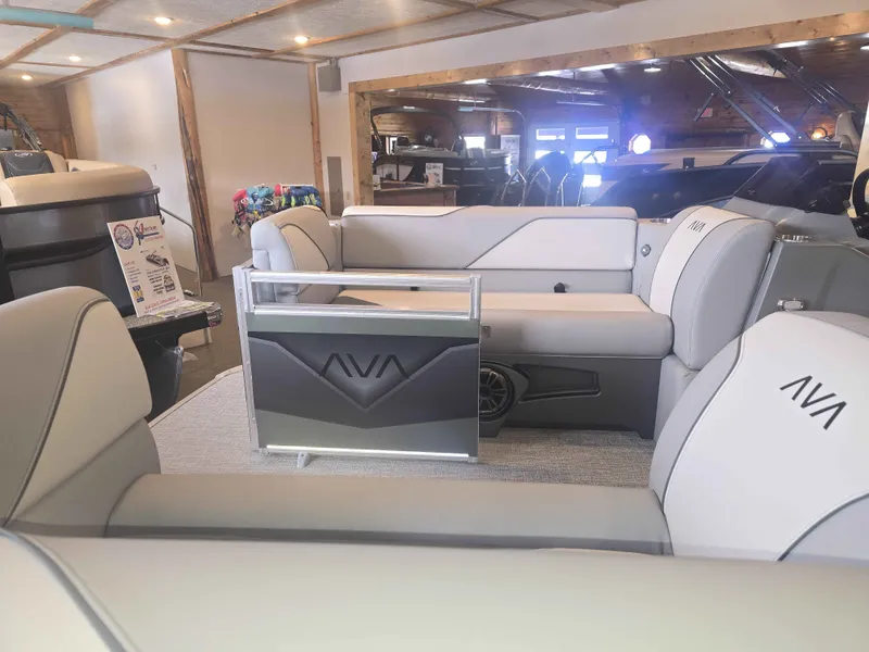 Slide: The Image of Avalon VEN 1780 CRU 2026 - 5