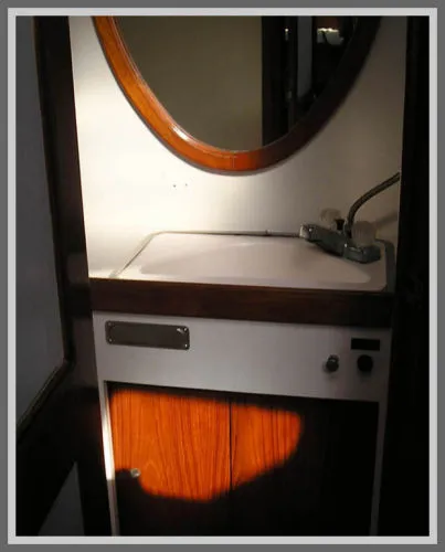 Slide: The Image of Gulfstar Mk II Center Cockpit 43 1979 - 11