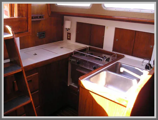 Slide: The Image of Gulfstar Mk II Center Cockpit 43 1979 - 4
