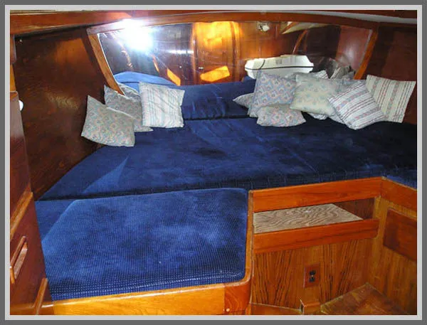 Slide: The Image of Gulfstar Mk II Center Cockpit 43 1979 - 8