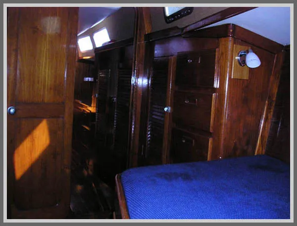 Slide: The Image of Gulfstar Mk II Center Cockpit 43 1979 - 9