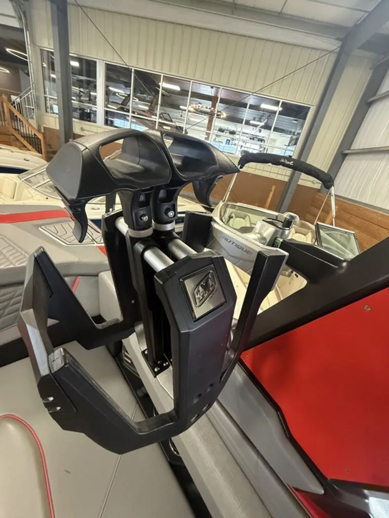 Slide: The Image of Nautique Super Air Nautique G23 2023 - 18