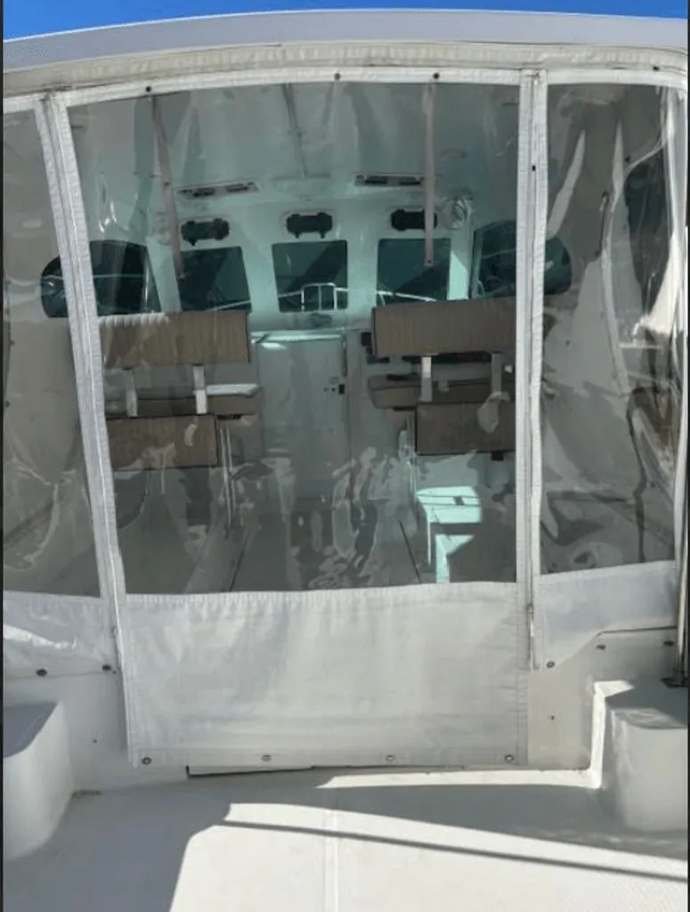 Slide: The Image of Mainship Pilot 30 2001 - 2