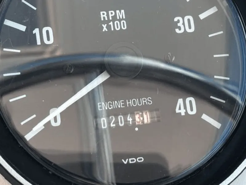 Slide: The Image of Mainship Pilot 30 2001 - 8