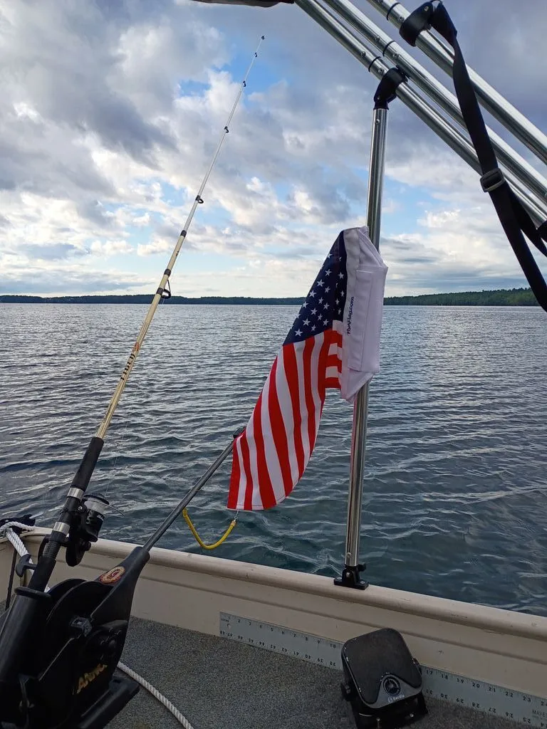 Slide: The Image of Crestliner Angler 14 2001 - 10